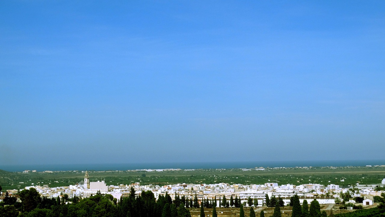 武當山二手房最新信息概覽，最新房源動態(tài)與市場走勢分析